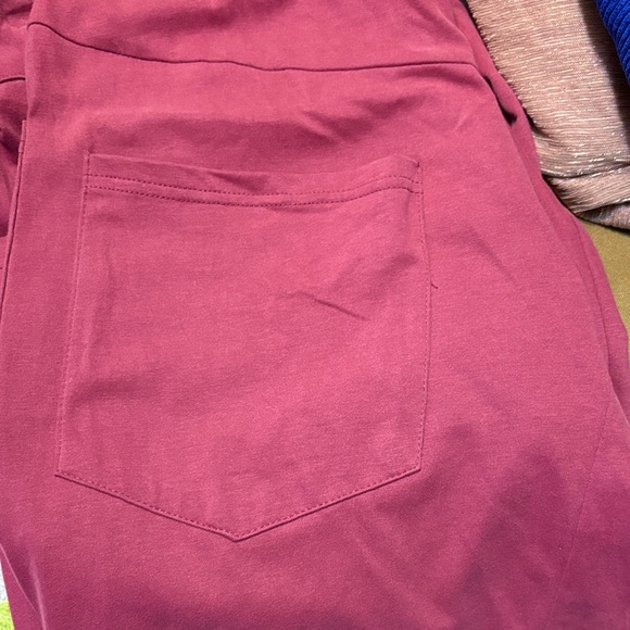 Umgee Burgundy Drawstring Pants - Picture 3 of 3